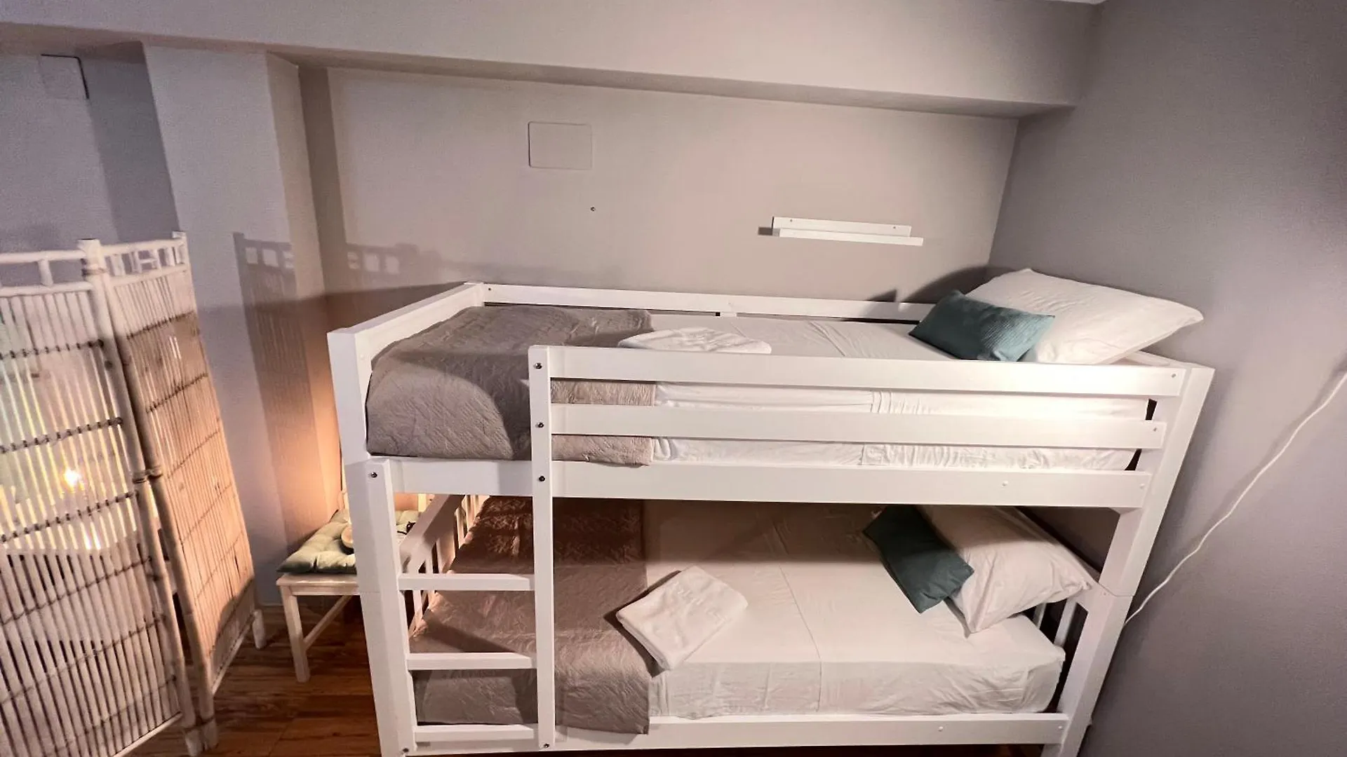 Apartamento Nuestra Casita De Marmoles Parking Incluido 2 Bicis Gratis Málaga 0*,  España
