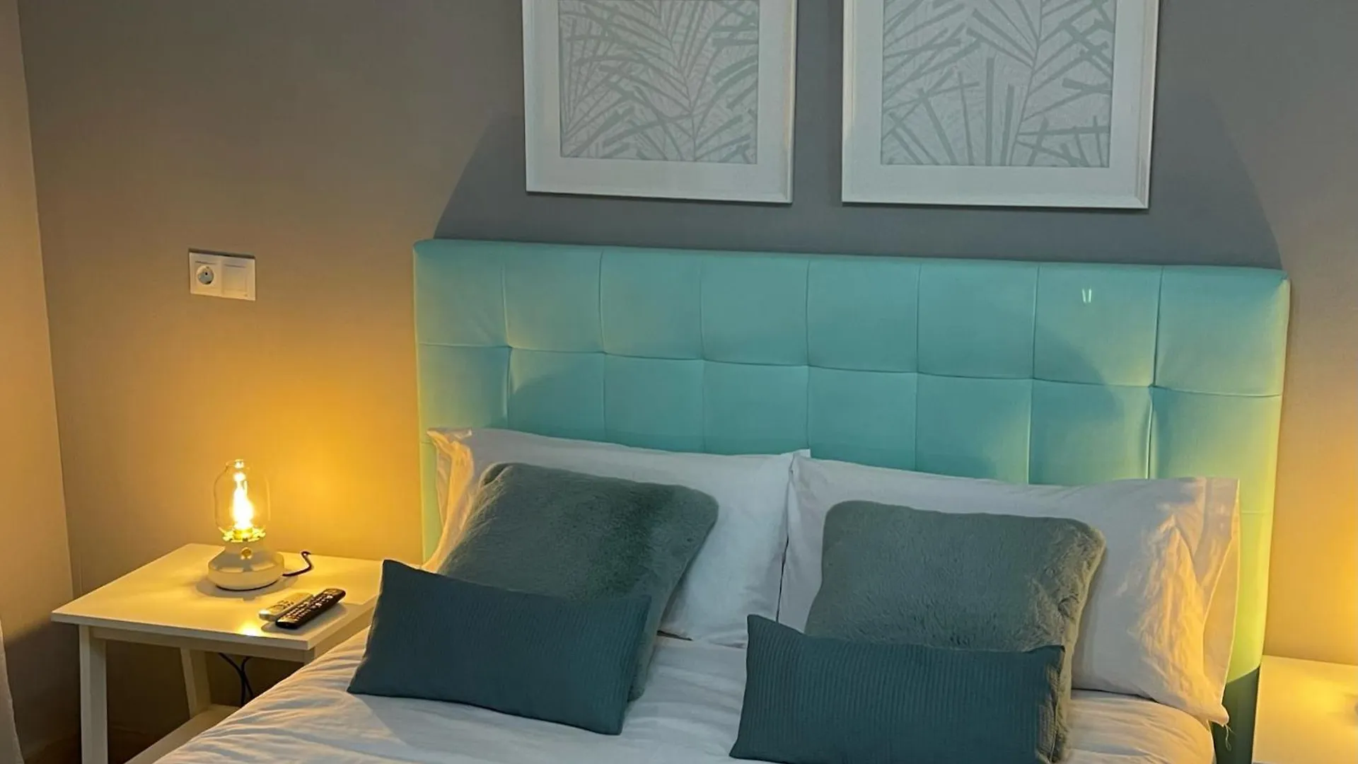Apartamento Nuestra Casita De Marmoles Parking Incluido 2 Bicis Gratis Málaga