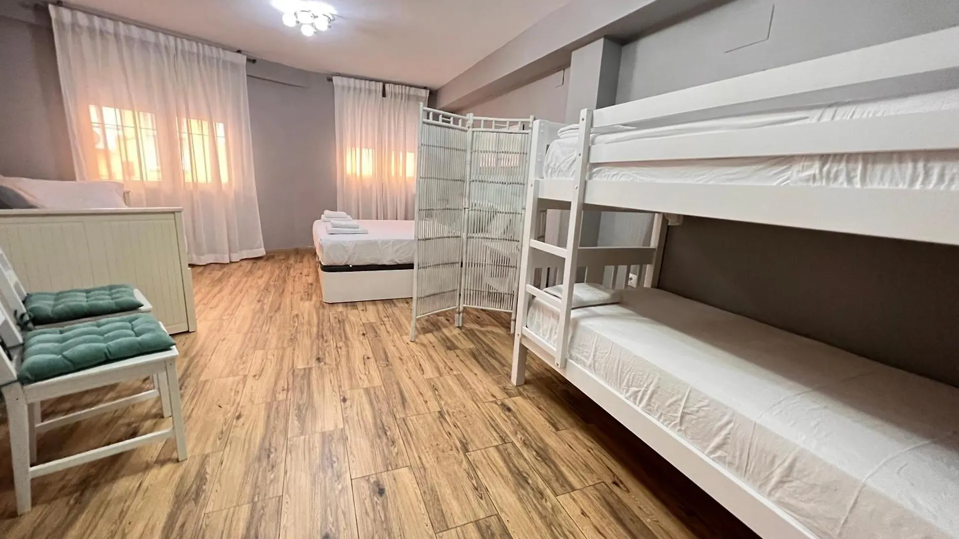 Nuestra Casita De Marmoles Parking Incluido 2 Bicis Gratis Apartment Malaga 0*,